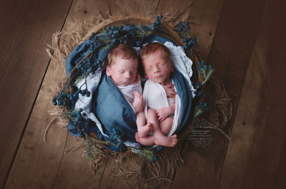 Aus 2 wird…..4! Newbornshooting von Zwillingen