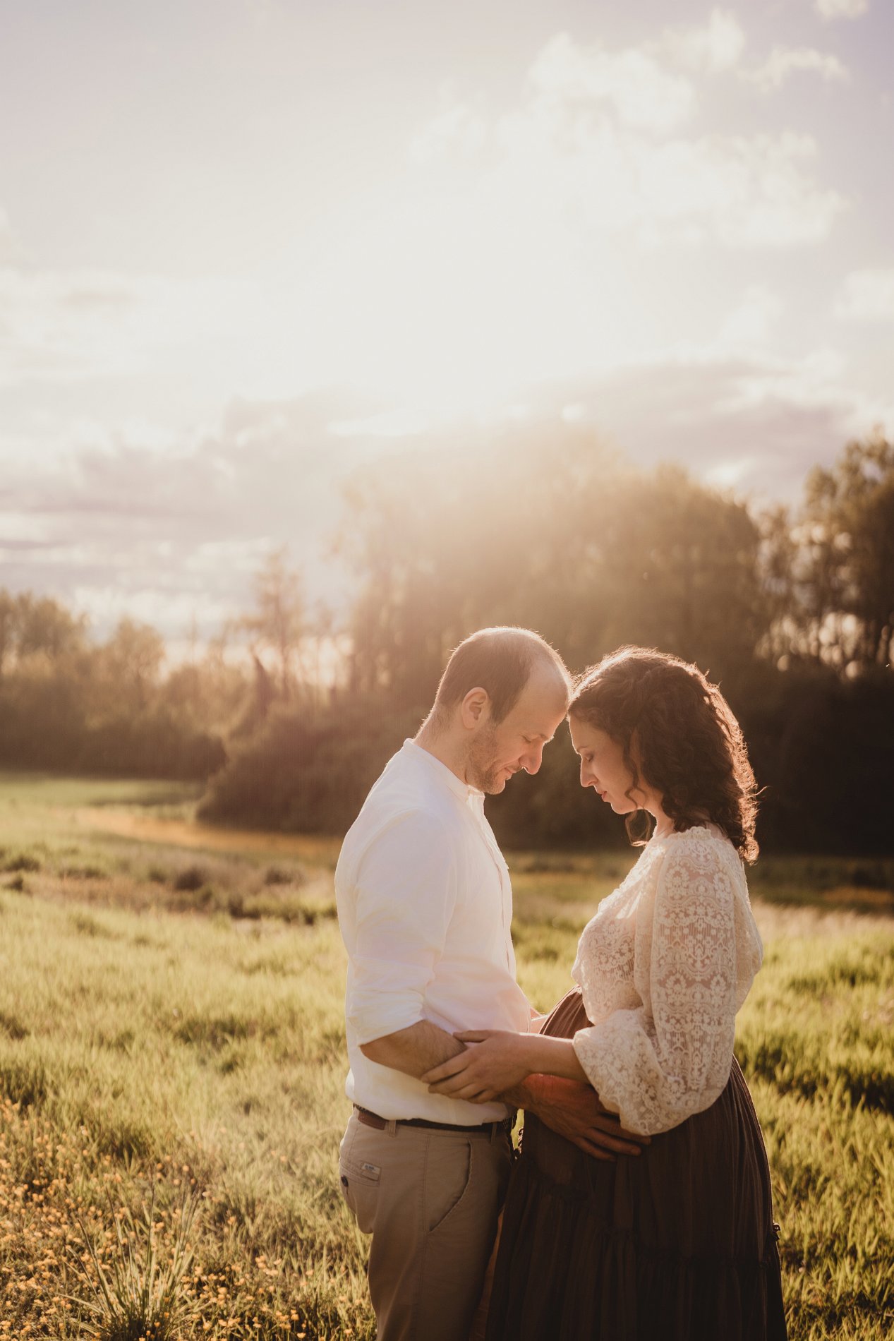 Schwangerschaftsfotos, Babybauch, Bruchsal, Fotoshooting, Kraichtal, Bilder mit Partner, Babybauch mit Papa, Partner, Hebamme, Karlsruhe