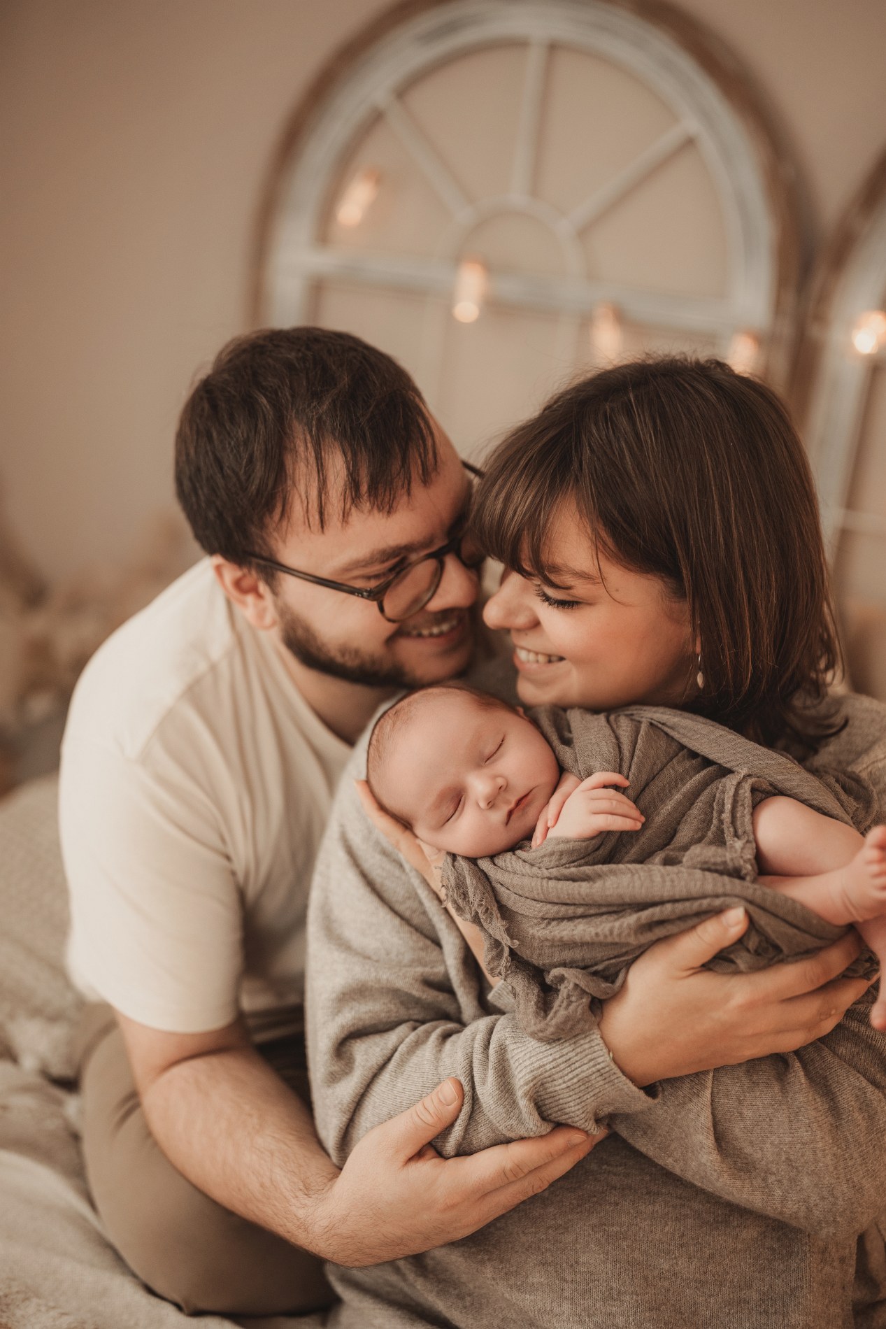 Familienfotos, Babyshooting mit Eltern, newbornshooting mit Eltern, Karslruhe, Heidelberg, Bretten